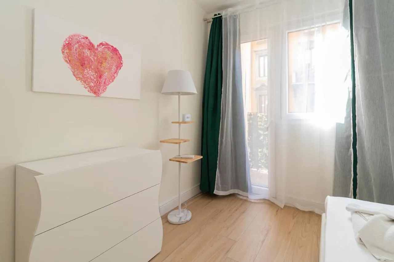 Apartment Centralissimo E Raffinato Bilocale - Scarlatti Lux - Stazione Centrale & Shopping District Milan Italy